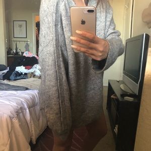 Leith Snap Shoulder sweater